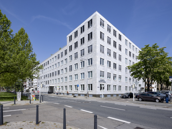 RICH_Außenaufnahme