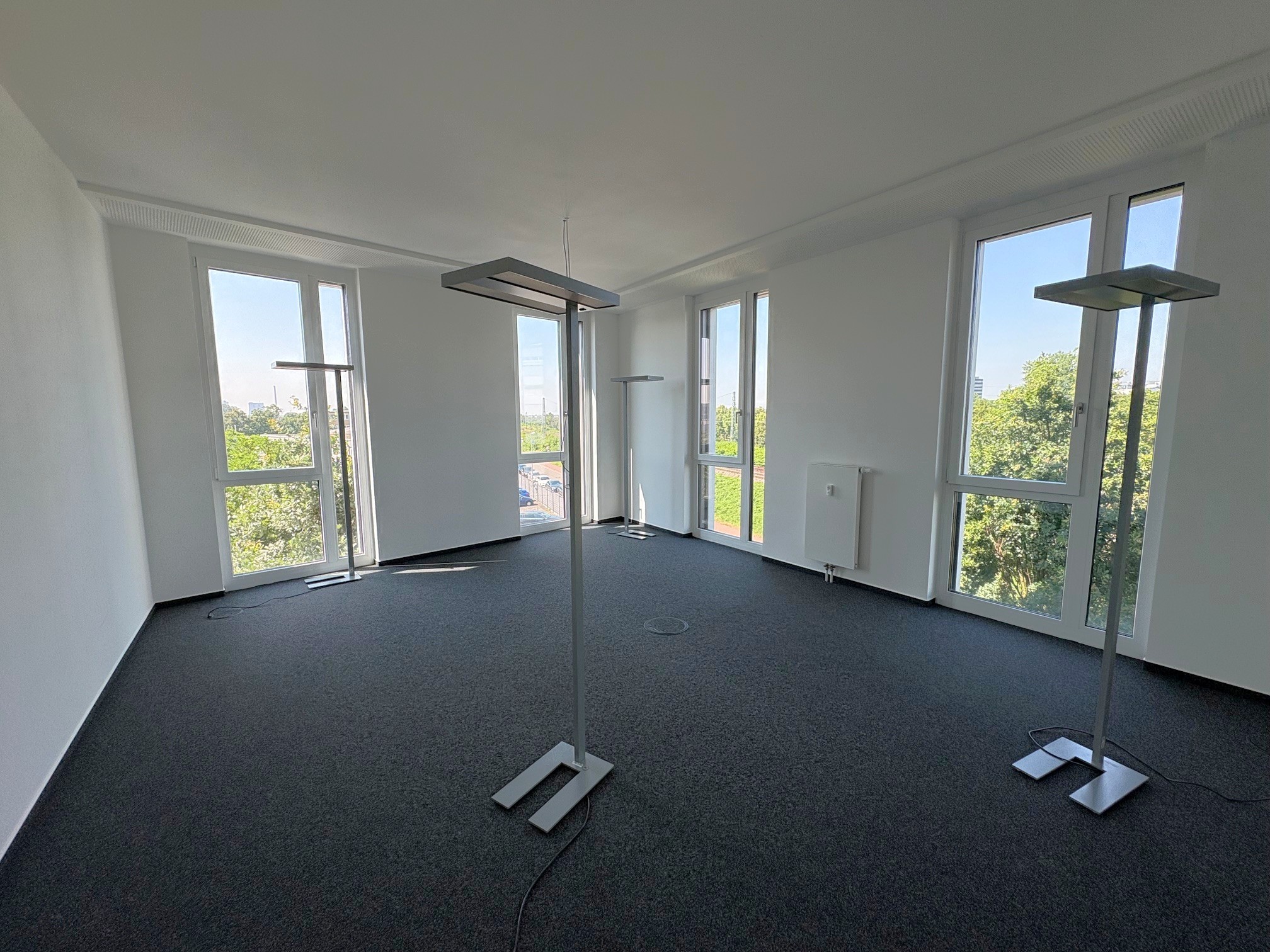 Eckbüro