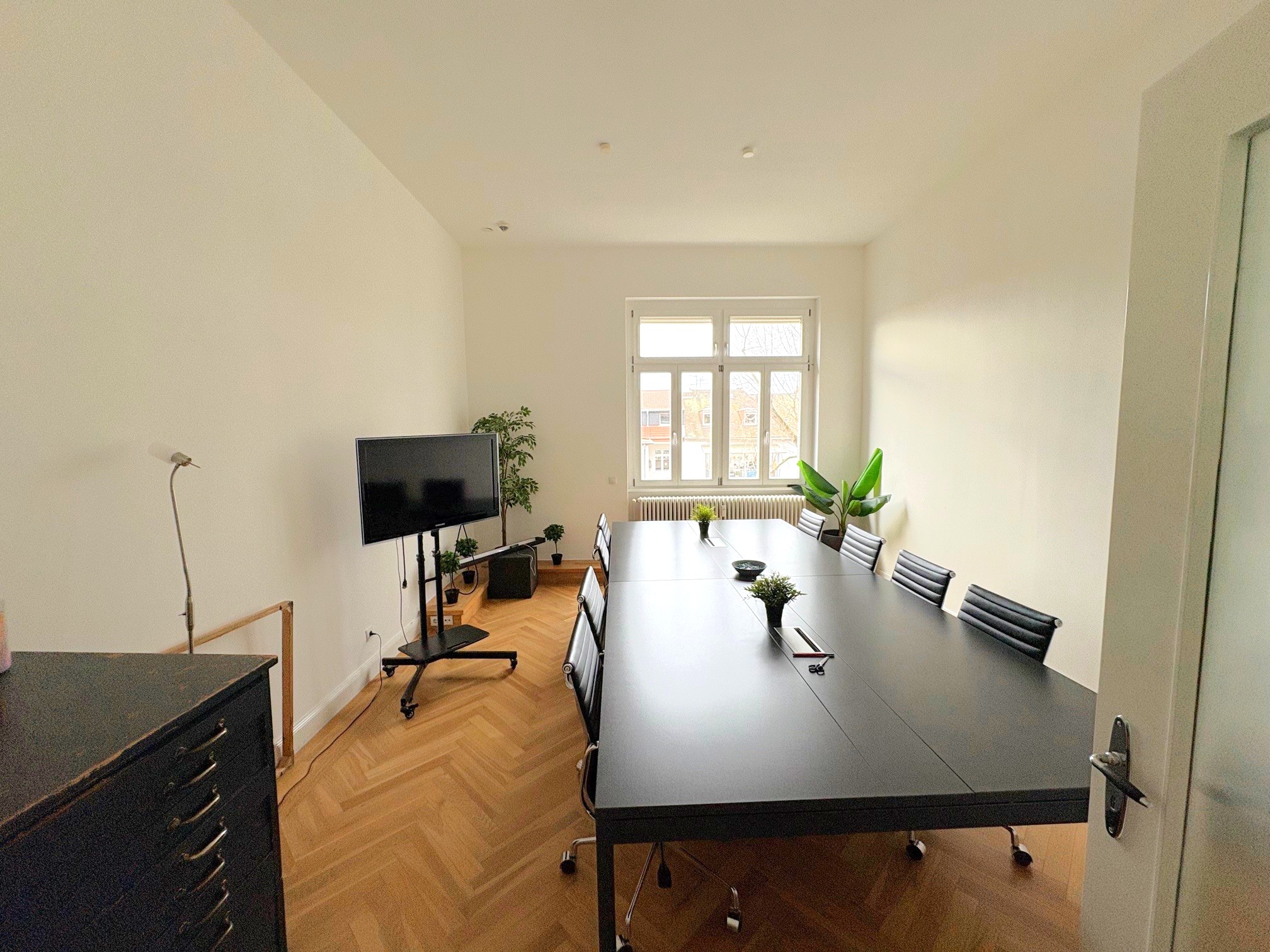 Besprechungsraum 4.OG
