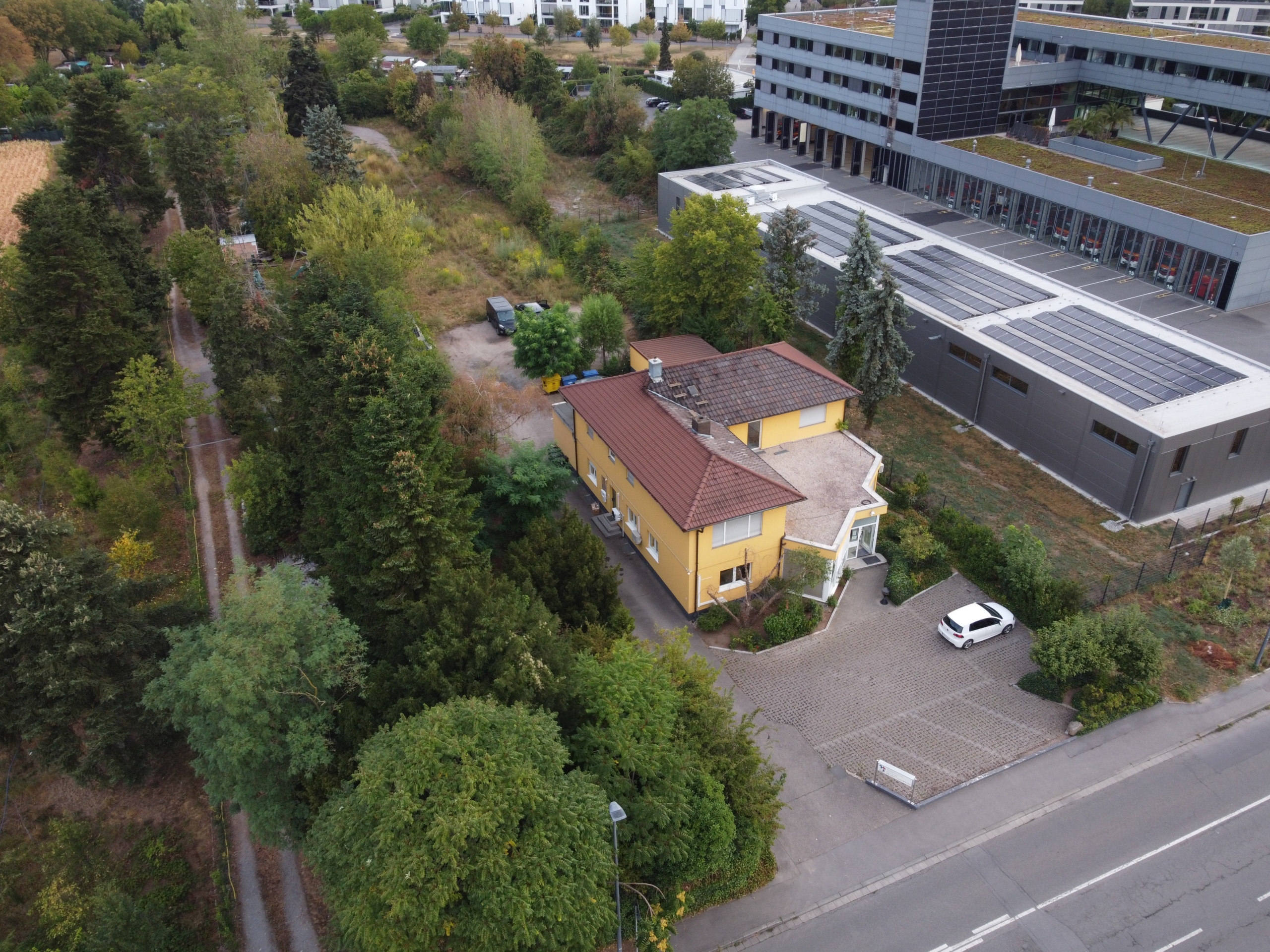 Aufnahme gesamtes Grundstück Aufnahme gesamtes Grundstück